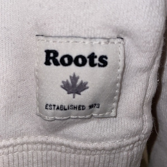 Roots Rainbow Logo Crew Neck - Picture 3 of 4